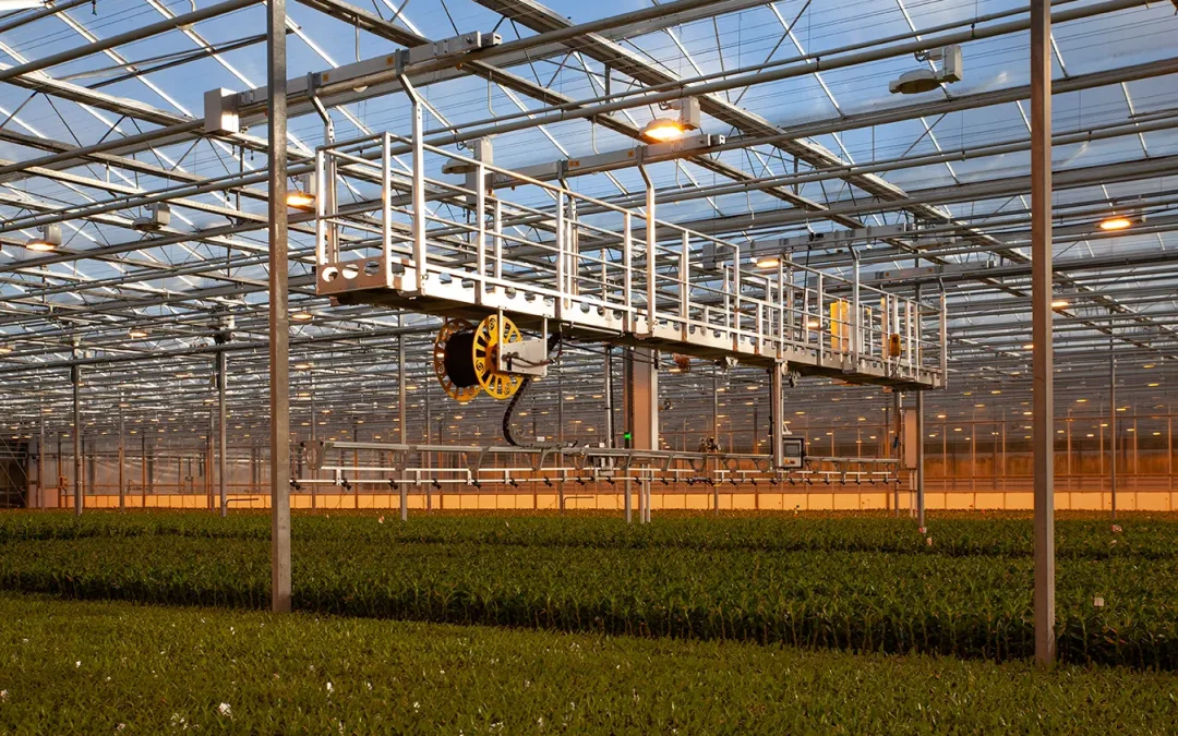 Gecombineerd monorail werkplateau / spuitautomaat