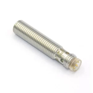 Benaderingssch. inductief M08 03mm PNP/NPN bondig IE5338